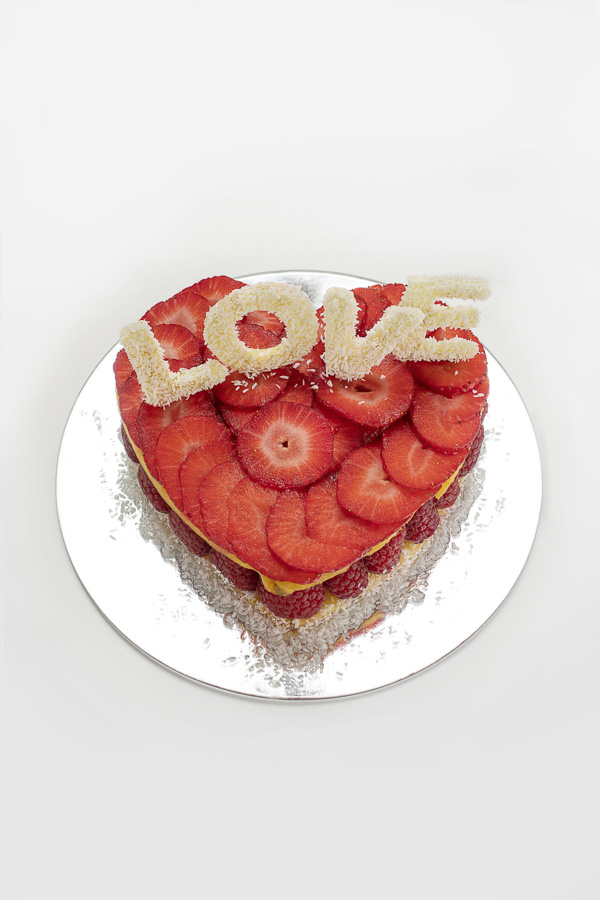 Photographie culinaire de gâteau de fruits pour les réseaux sociaux